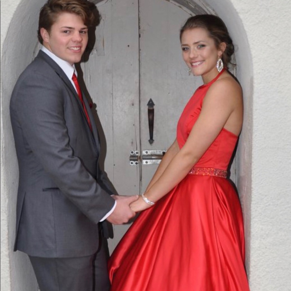 Red prom dress